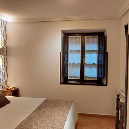 Hotel Rural Entremontes Onís Buitenkant foto