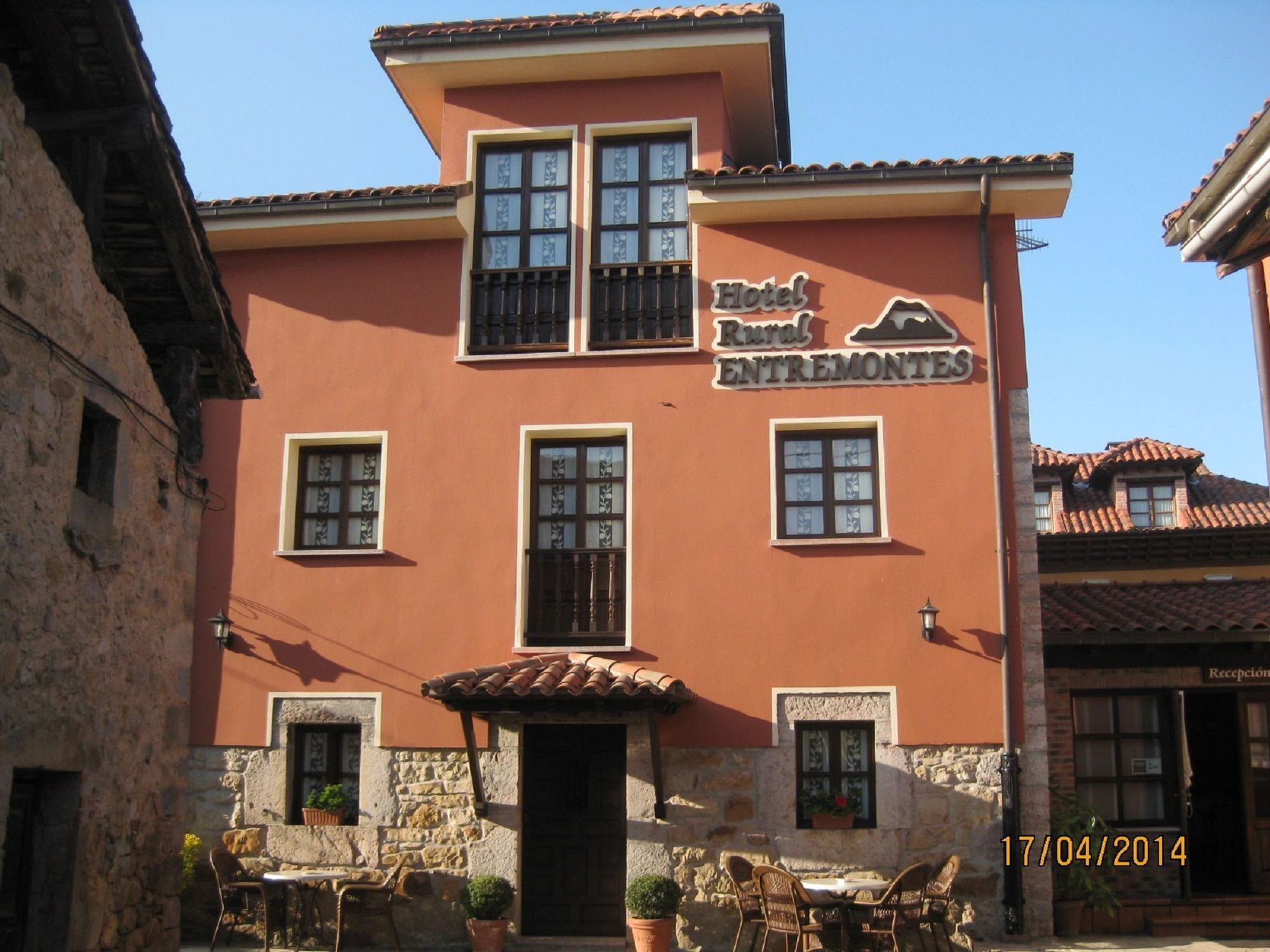 Hotel Rural Entremontes Onís Buitenkant foto